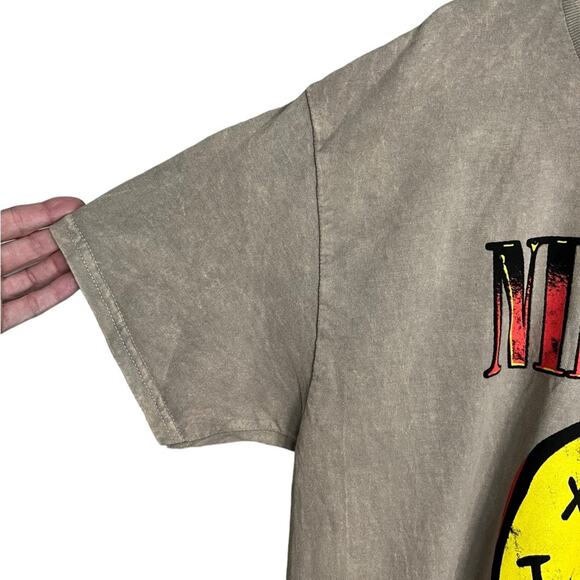 NIRVANA Smiley Face 90s Style Grunge Official Band Shirt Unisex Size Large - Picture 4 of 7